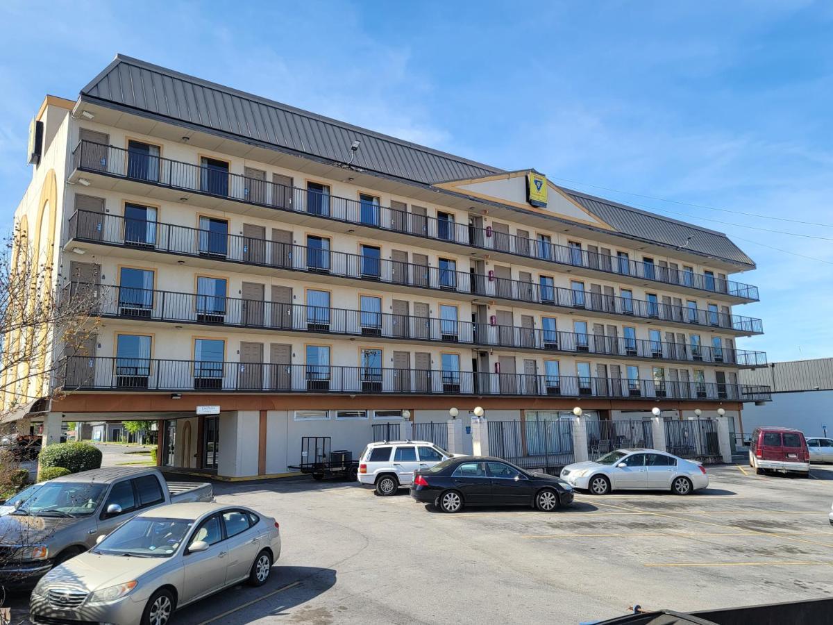 Studio 9 Inn & Suites Decatur Exterior photo