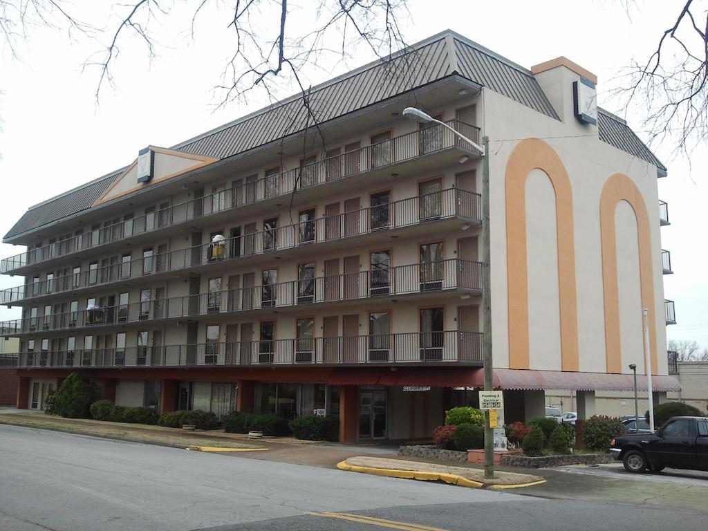Studio 9 Inn & Suites Decatur Exterior photo